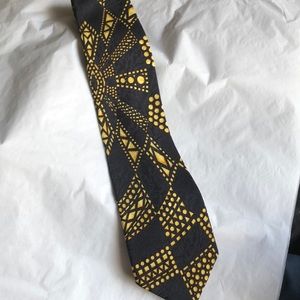 V2 by Versace silk tie